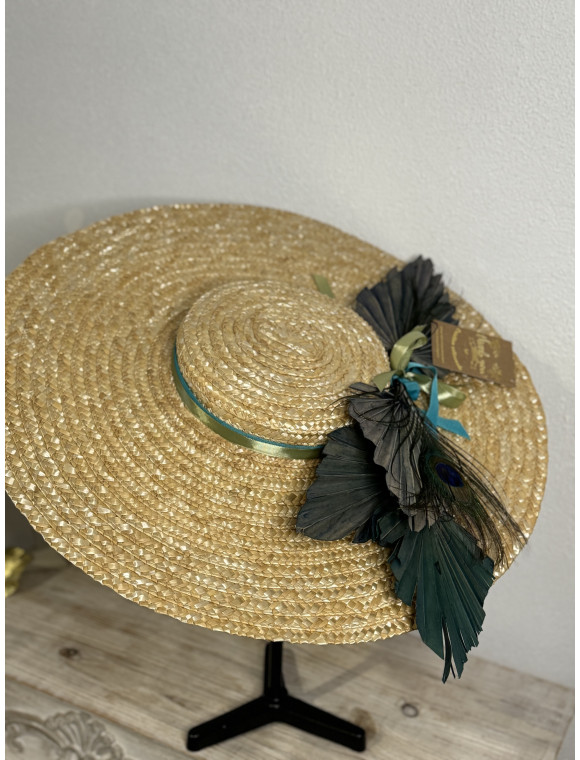 Chapeau de fourrure de soie de paon - France