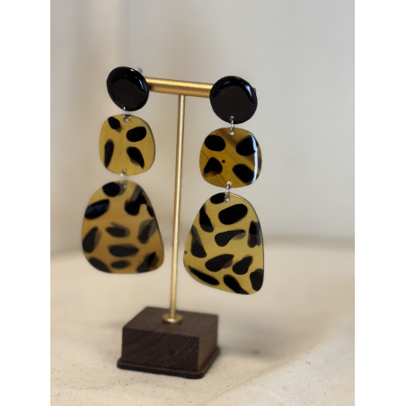 Boucles d'oreilles en corne de buffle " Martine" collection SOYANG