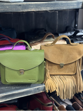 Lot de Mademoiselle George  "folk et Olive" de la collection PAUL MARIUS
