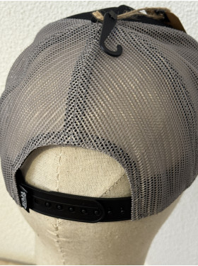 Casquette trucker "miroir" de la collection von dutch
