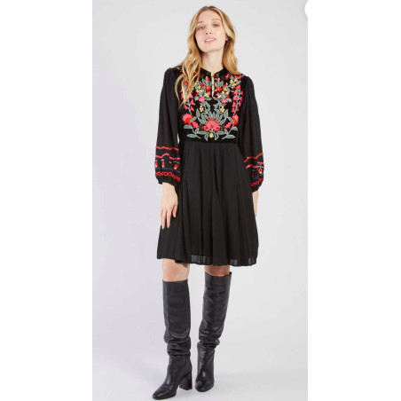 Robe «  Ekatarina » de la collection René Derhy