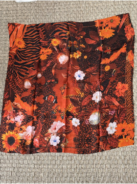 foulard "Floral" de la maison Brokante