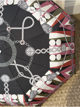 Parapluie pliant "Backgammons pliant" de la maison Piganiol
