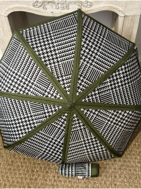 Parapluie pliant "Le dandy chic" de la maison Piganiol