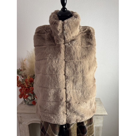 veste "Karine" en fausse fourrure