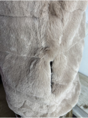 veste "Karine" en fausse fourrure