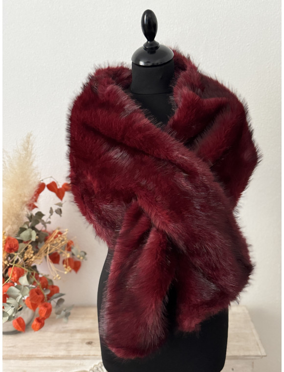Echarpe "Penelope" en fausse fourrure