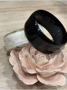 Bracelet large en corne de buffle "Baro" de la collection Soyang