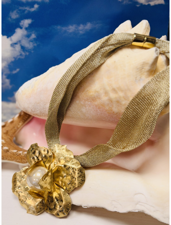 collier "Le Camelia"