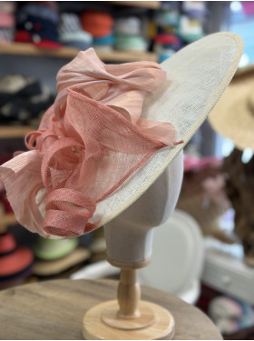 Chapeau "Voilage" de création artisanale