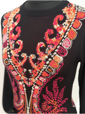 Robe en maille «  Beyonce rouge » de la collection René Derhy